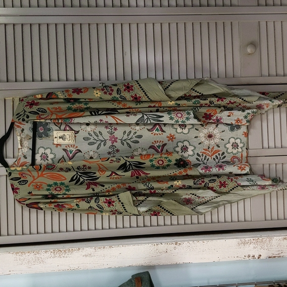 easel Kimonos & Yukatas Easel Floral And Paisley Print Kimono